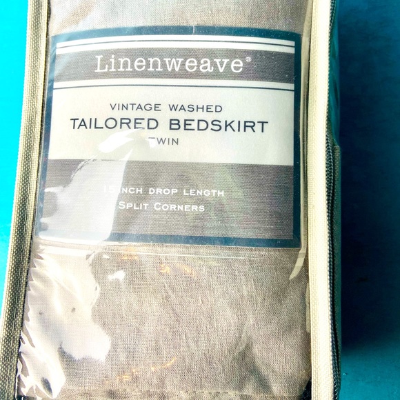 Linen Weave Twin BedSkirt , Gray 15 Inch Drop - Picture 3 of 6